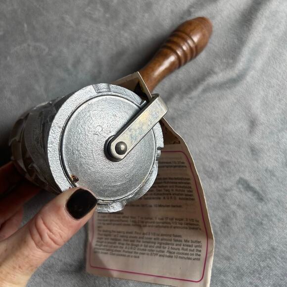 Vintage Monopol Germany Baking Roller Christmas Cookie Cutter - Picture 7 of 7